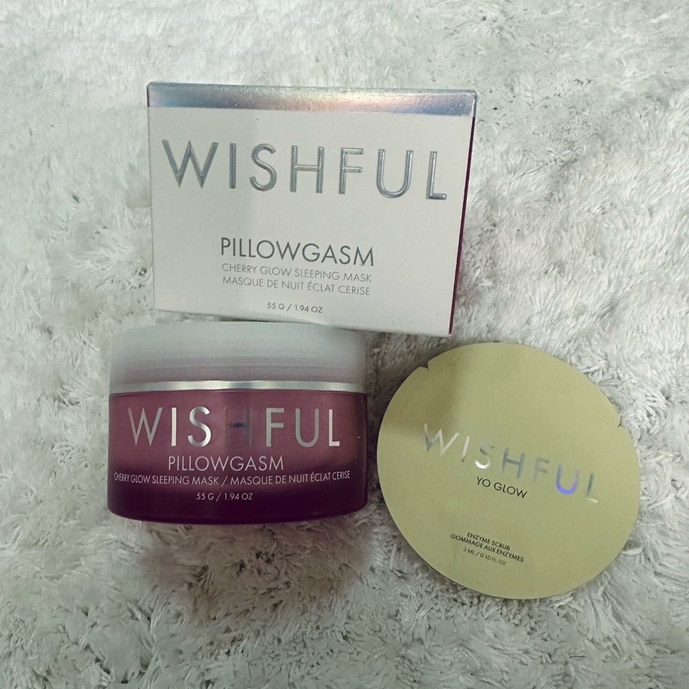 Wishful Pillowgasm Cherry Glow Sleep Mask